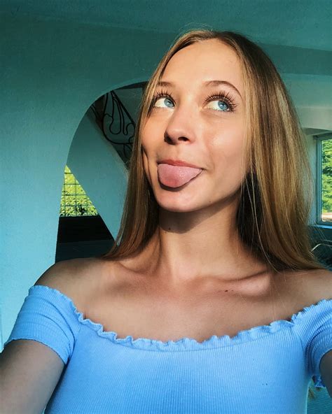 sophia diamond tongue|@sophiadiamond19 .